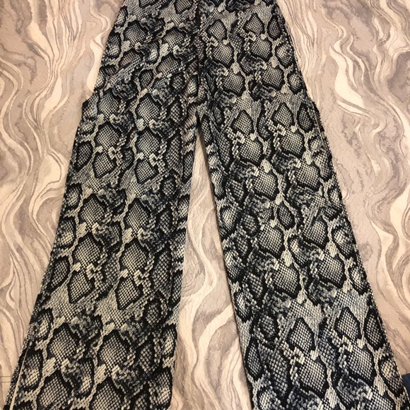 Pretty little thing co-ord set - Picture 6 of 6